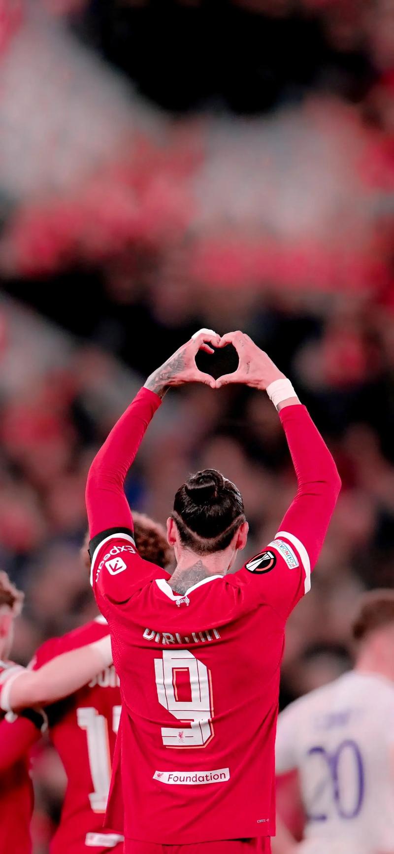 非洲杯小组赛首轮综述：萨拉赫等多位球星破门，强队纷纷取胜（非洲杯小组赛首轮盘点：萨拉赫领衔多名球星建功，诸强齐迎开门红）