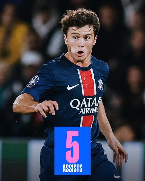 科莫5-1大胜都灵，阿达伊梅开二度，巴图里纳破门（科莫5-1痛击都灵：阿达伊双响，巴图里纳建功）