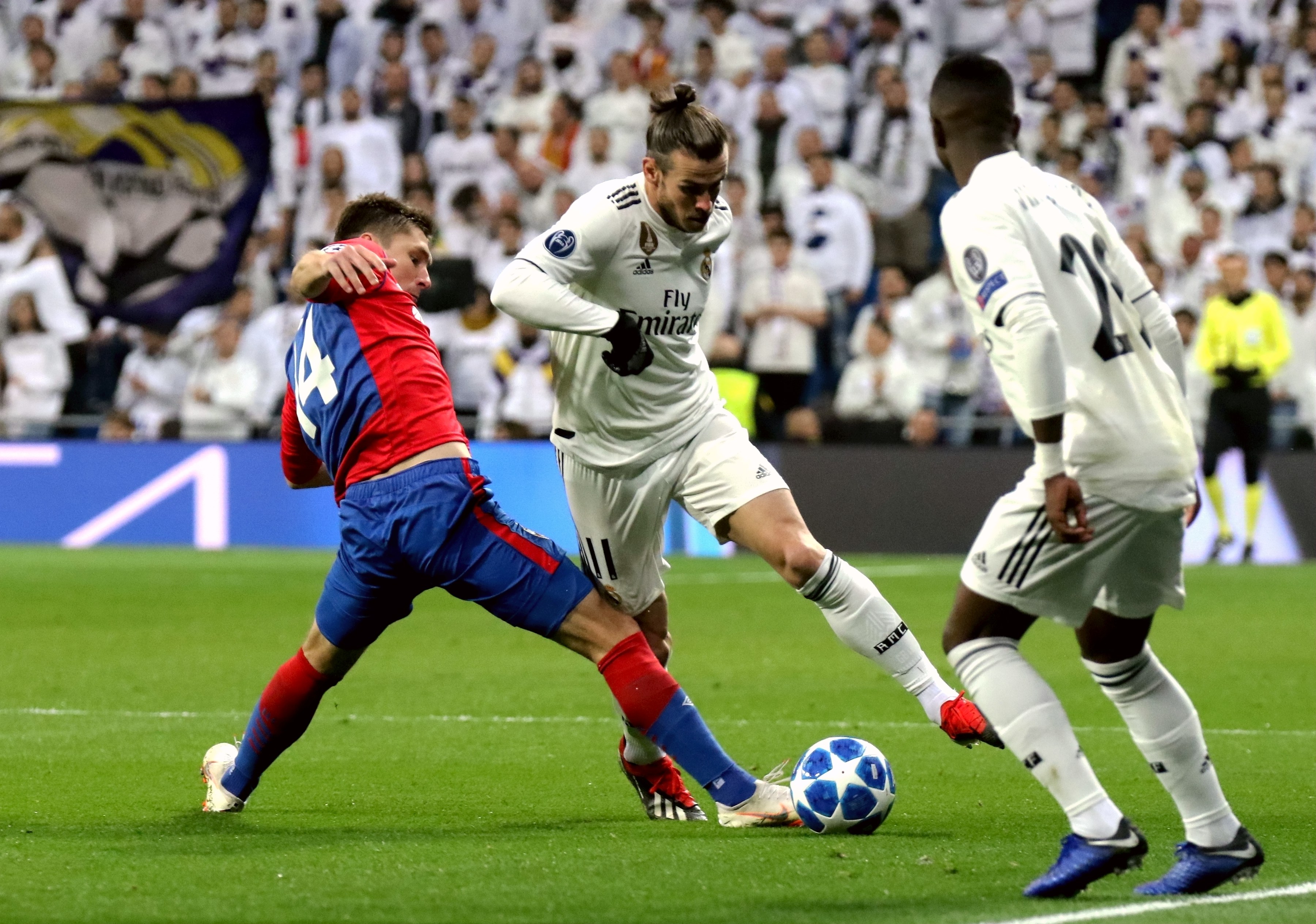 科尔：我们体型偏小是事实，但防守强度与执行力绝不能打折扣（科尔：身形不足是现实，防守强度与执行力绝不妥协）