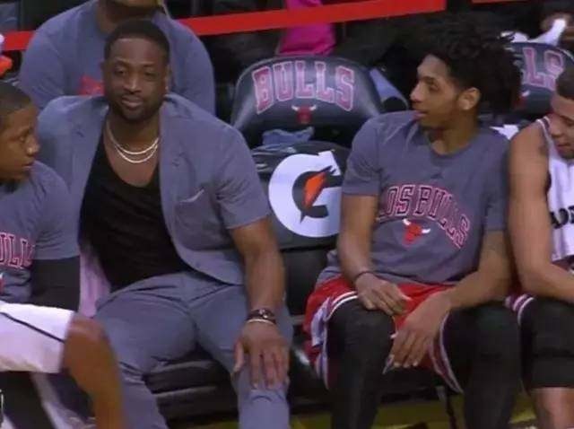 欧冠淘汰赛前瞻：巴萨客场挑战曼联,（欧冠淘汰赛前瞻：巴萨做客老特拉福德对阵曼联）