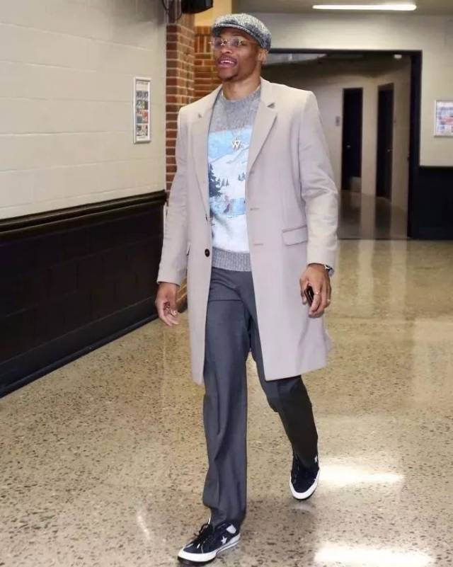 你的队徽不配出现在我的球场！细数桑德兰与纽卡的恩怨情仇（这枚队徽别踏入我的主场：盘点桑德兰与纽卡的百年宿怨）