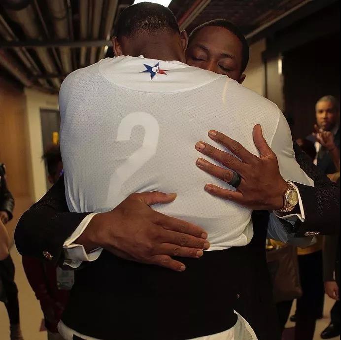 法国1000坚尼冠军飒劲丽退役，生涯7战4冠3亚（法一千坚尼头马飒劲丽宣布退役：生涯7战4胜3亚）